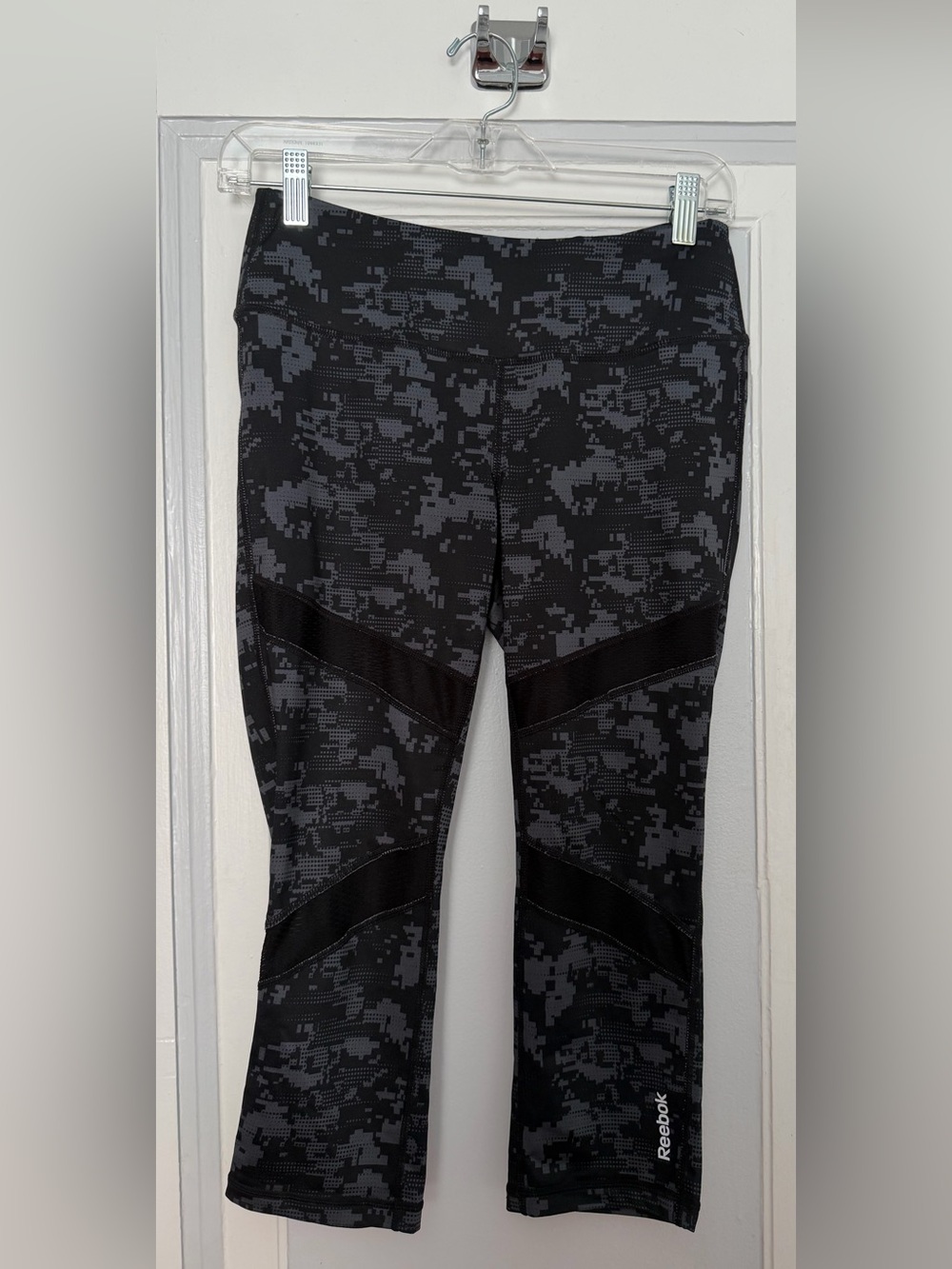 Reebok Black & Gray Camo Cropped Workout Leggings